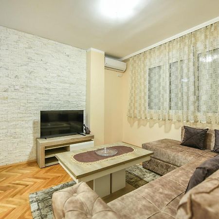 Apartman Centar 2 Подгориця Екстер'єр фото