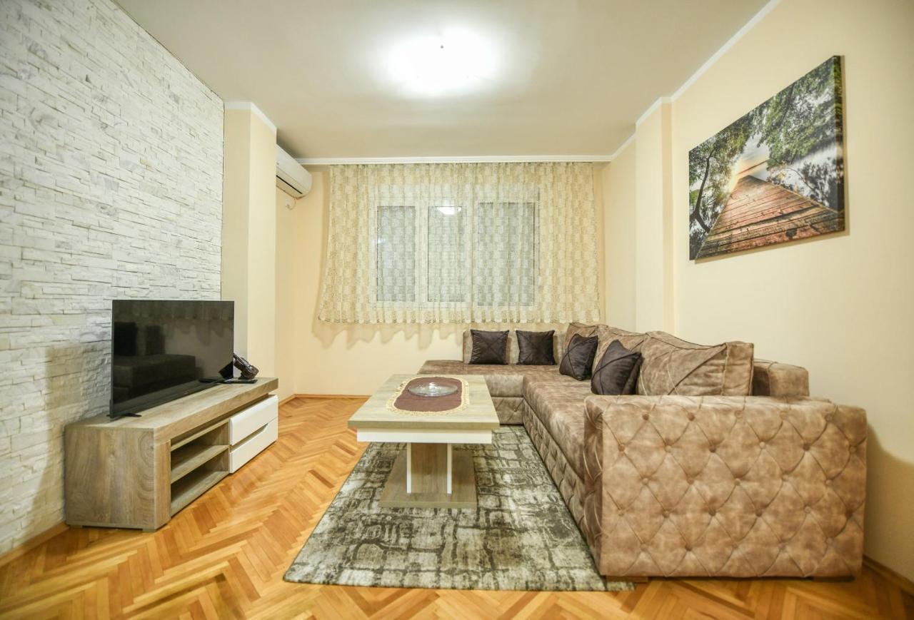 Apartman Centar 2 Подгориця Екстер'єр фото